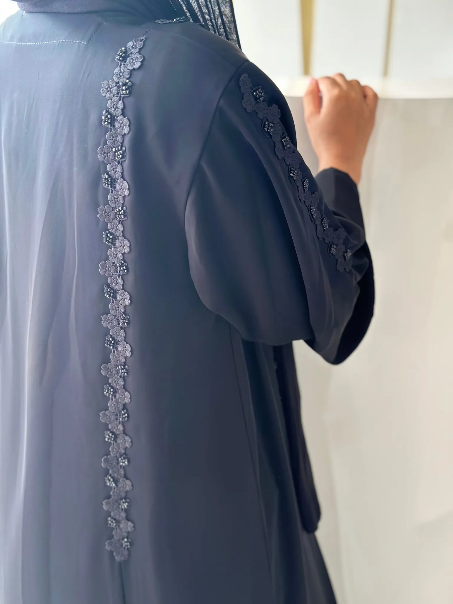 Emarati Abaya (Premium)