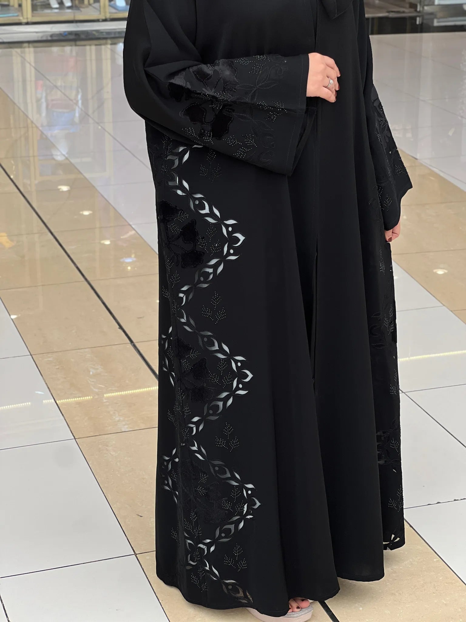 Emarati Abaya (Premium)