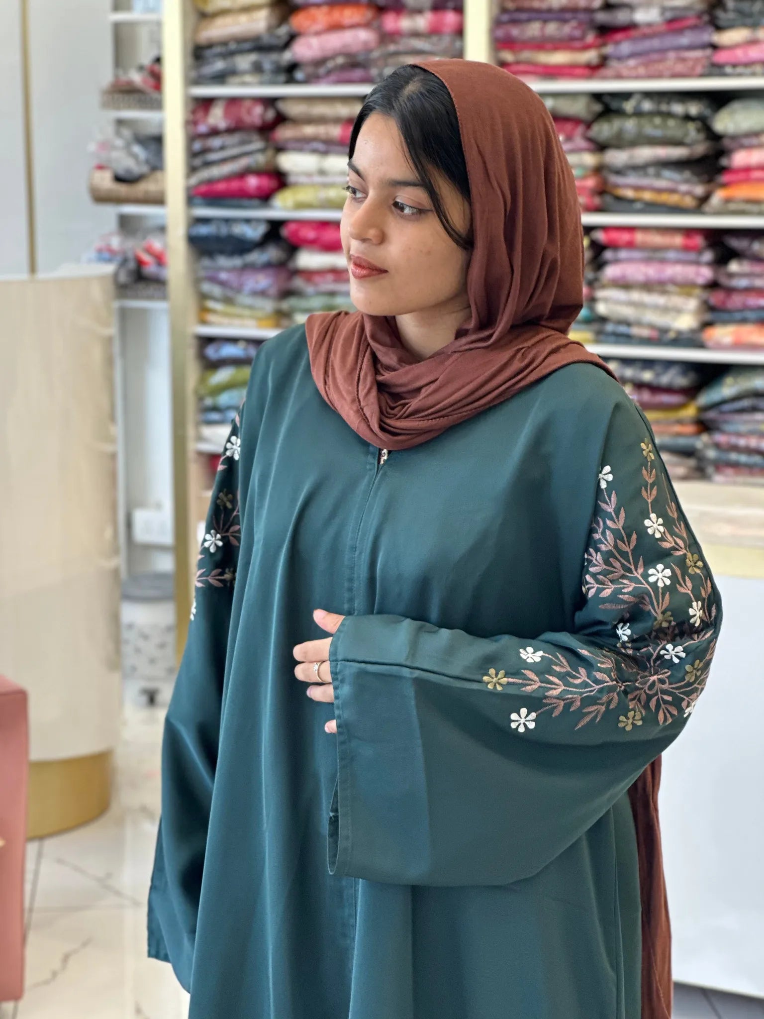 Standard Abaya AB202