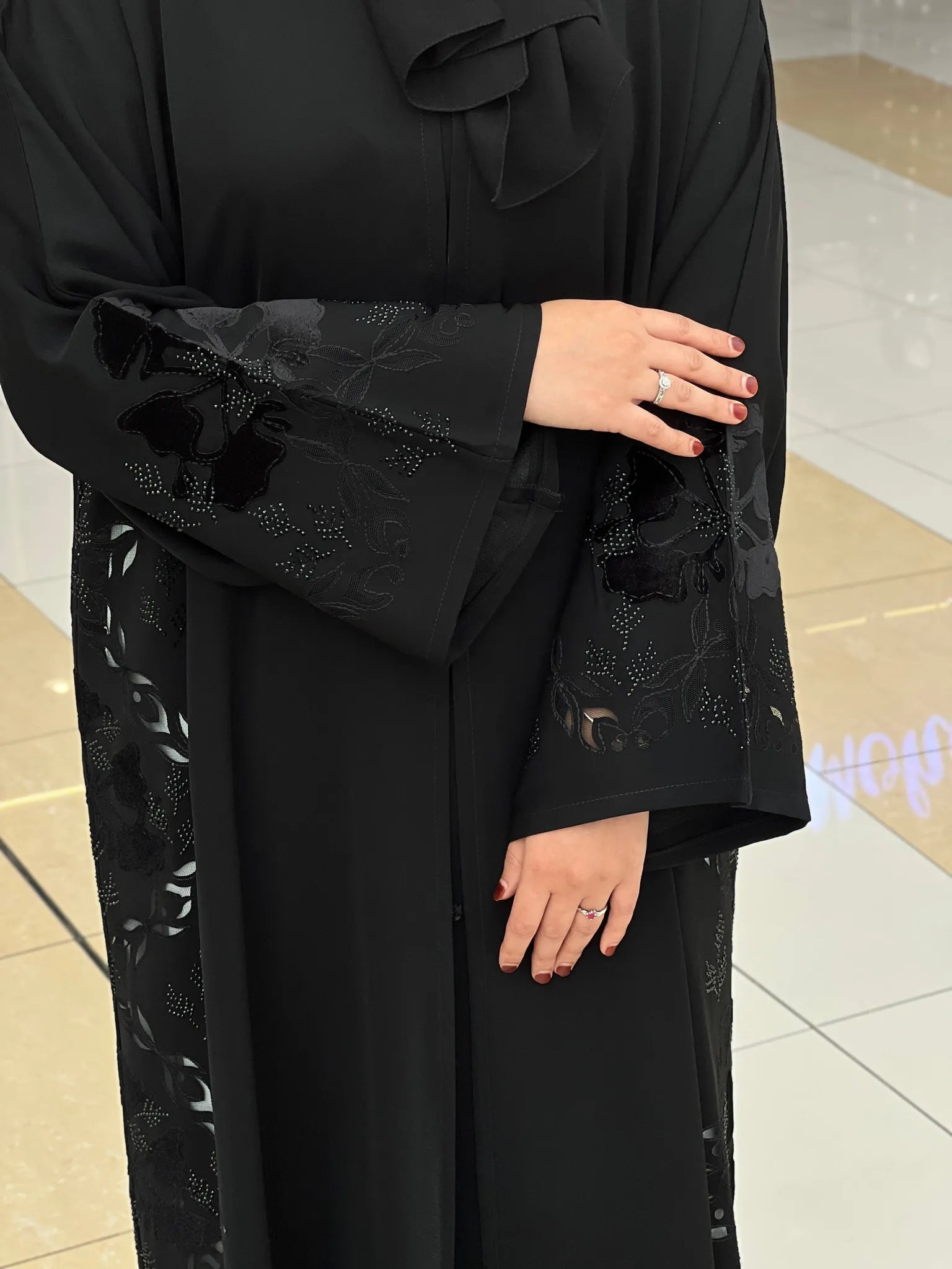 Emarati Abaya (Premium)