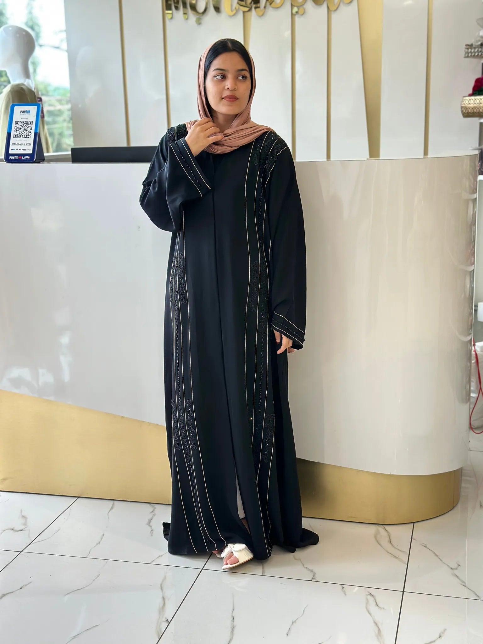 Emarati Abaya (Premium)